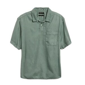 Banana Republic Relaxed-Fit Organic Cotton Johnny-Collar Shirt | Medium